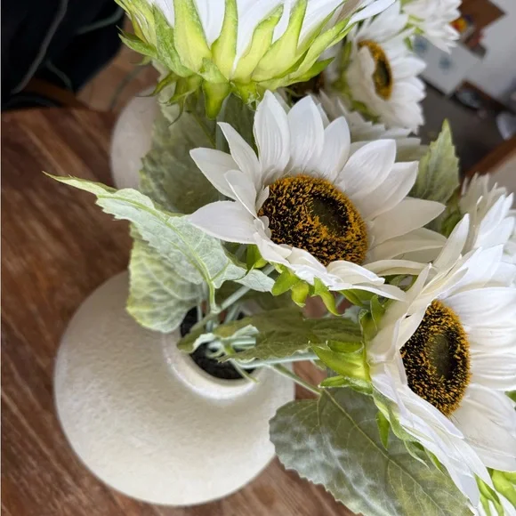 Chic Tan Vase with Sunflower Display - Picture 7 of 9